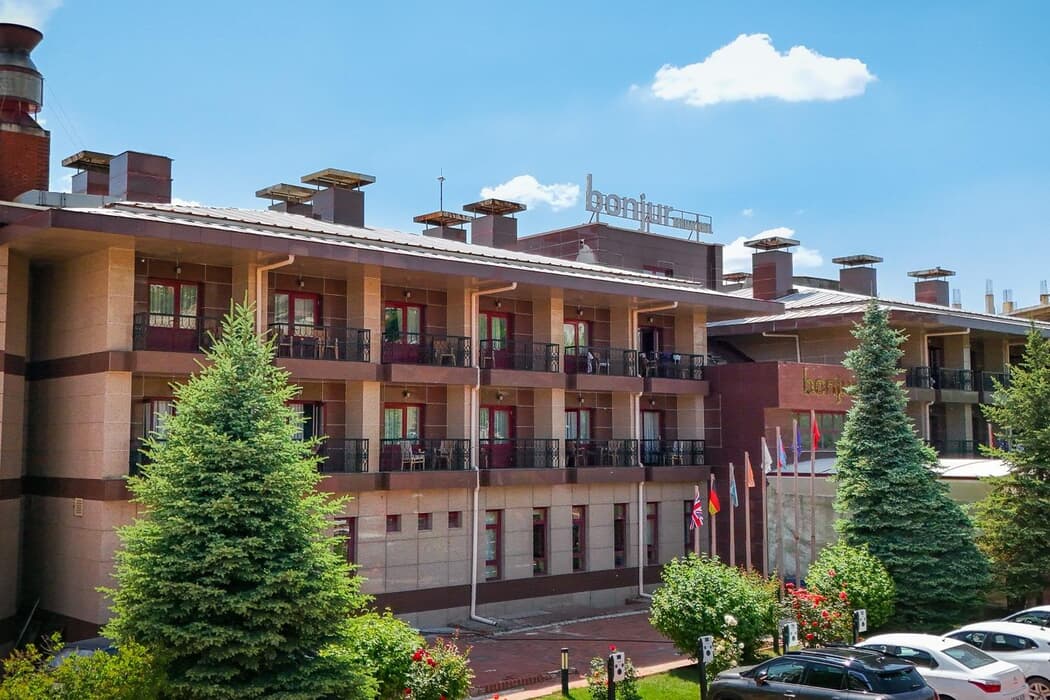 Bonjur Hotel Thermal Wellness Club